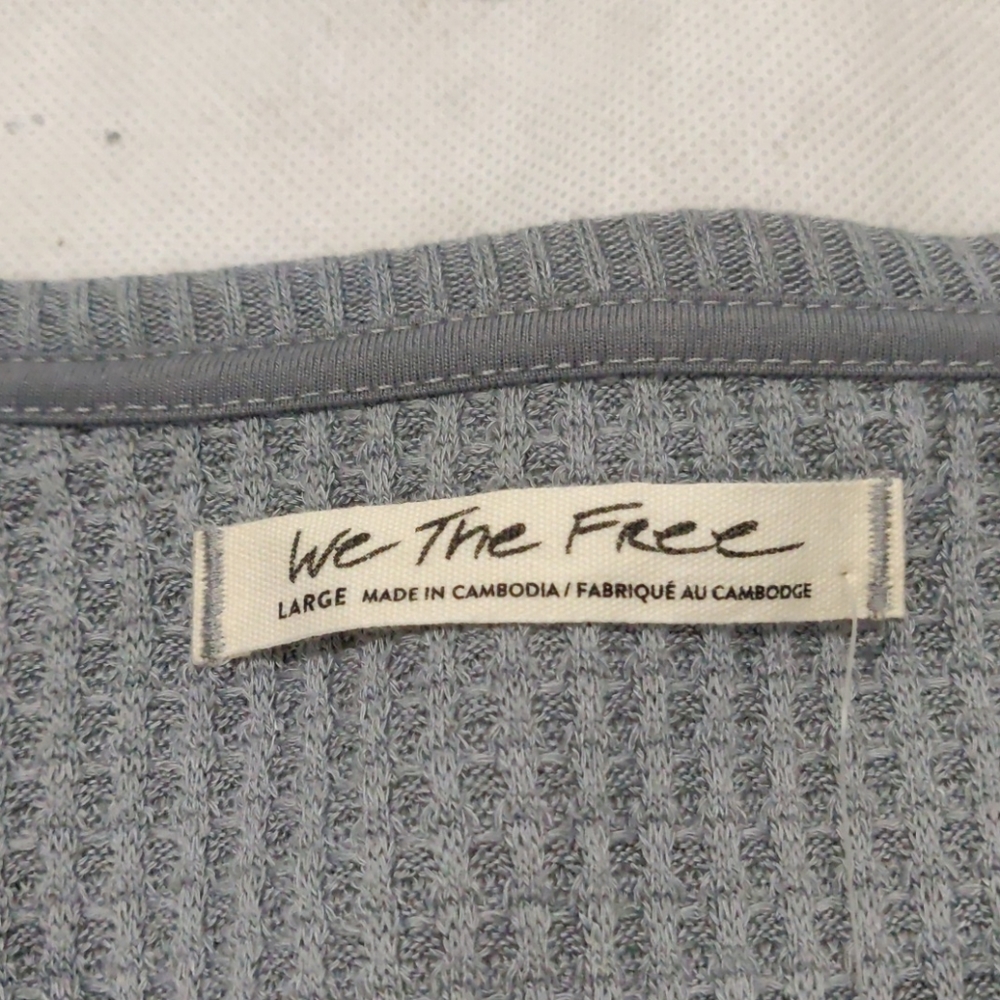 NWT Free People Top Large Gray Santa Clara Thermal - Picture 6 of 7